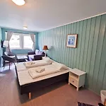 Hotel Fjordtell 3*