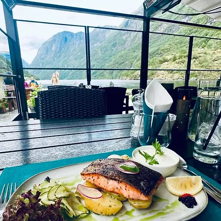 Fjordtell Hotell 3*